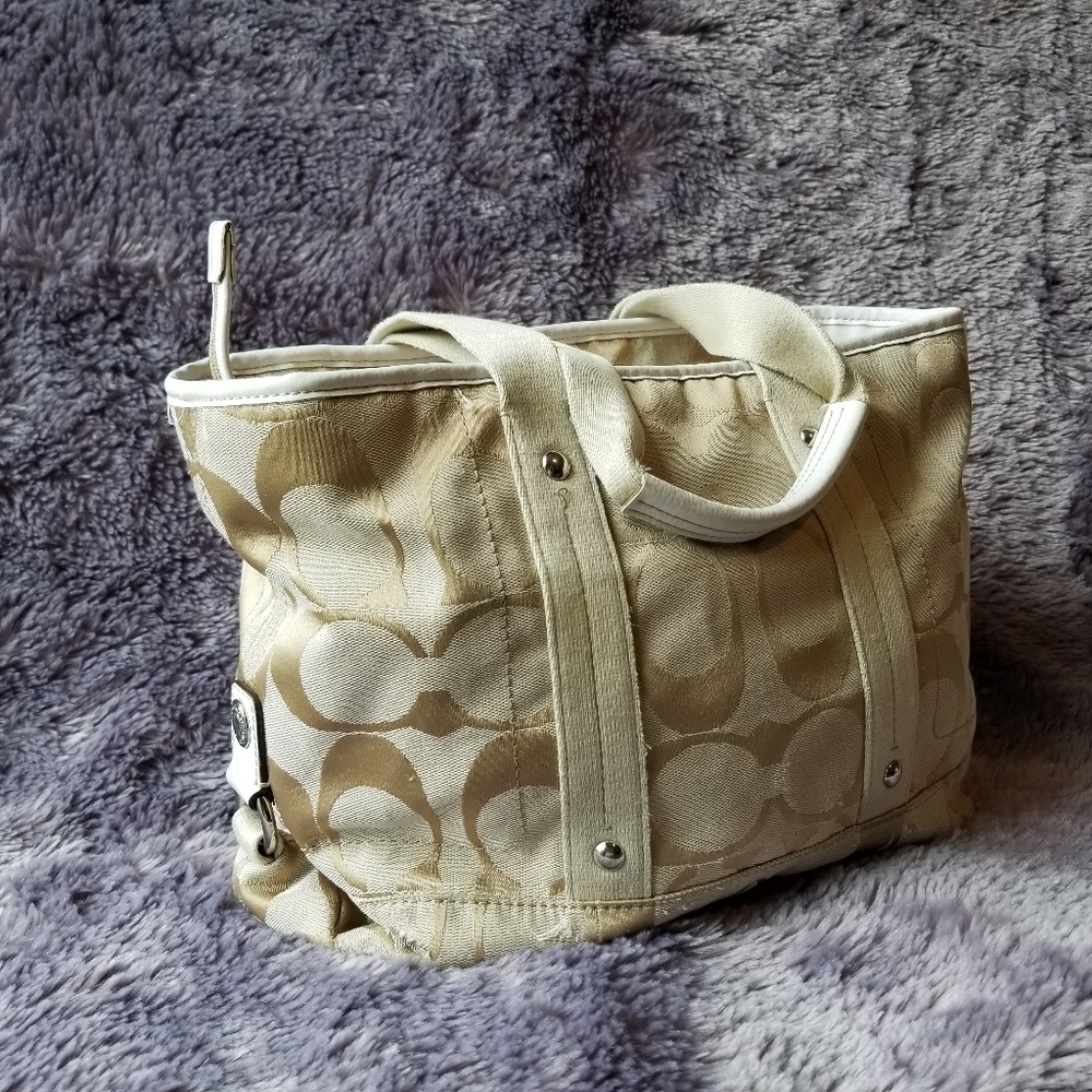 Signature Coach Purse